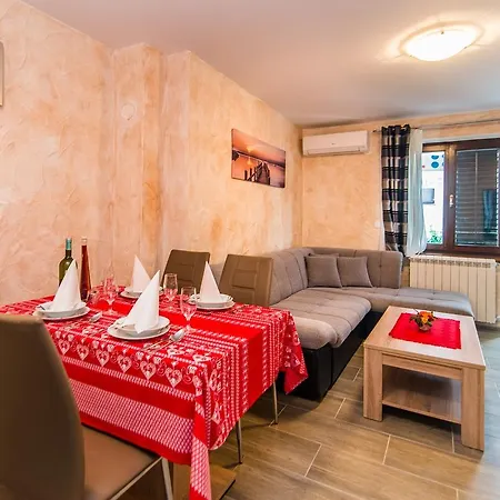 Stela Apartment Porec