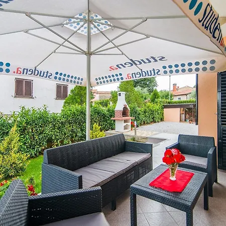 Stela Apartment *