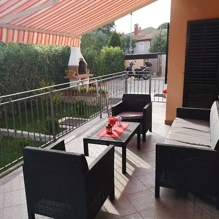 Apartment Stela
